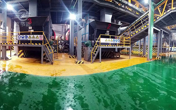 皮革污泥烘干設(shè)備運(yùn)行現(xiàn)場 皮革污泥烘干設(shè)備運(yùn)行現(xiàn)場